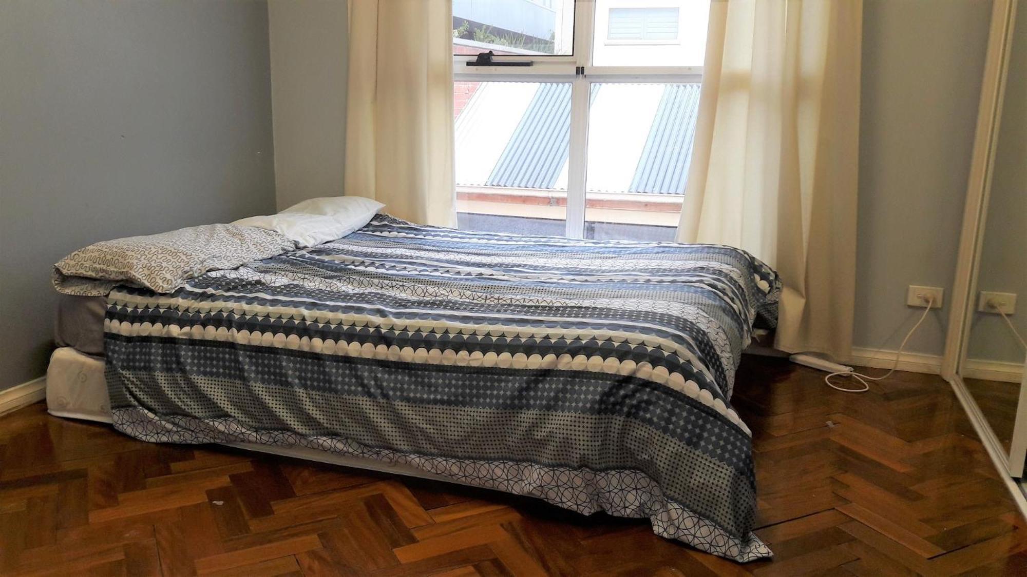Abbotsford Private Rooms & Pods - 15 Charles Homestay メルボルン エクステリア 写真